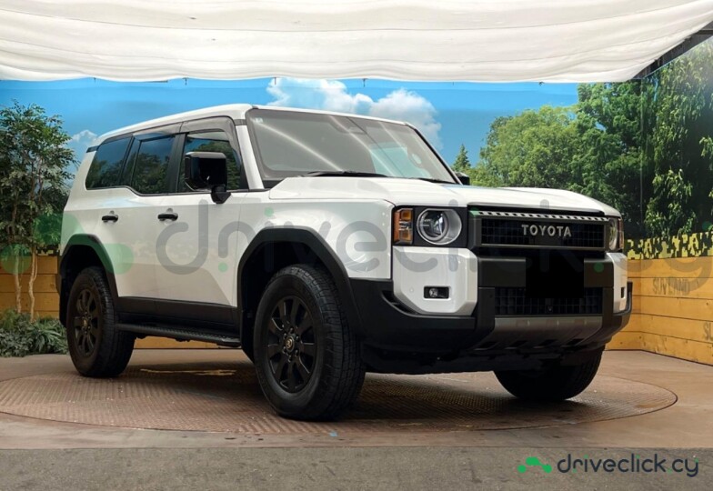 Toyota Land Cruiser 250 White