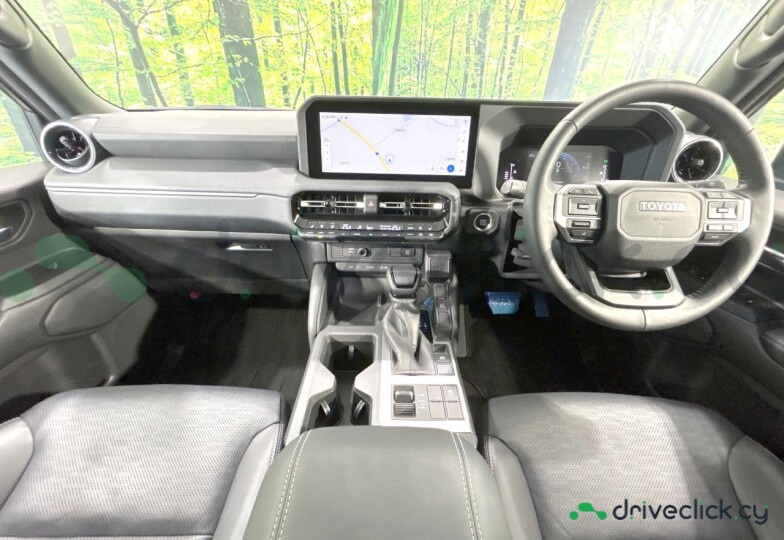 Toyota Land Cruiser 250 White