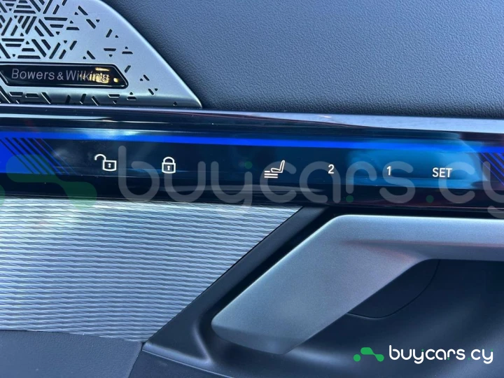 BMW M5 Красный