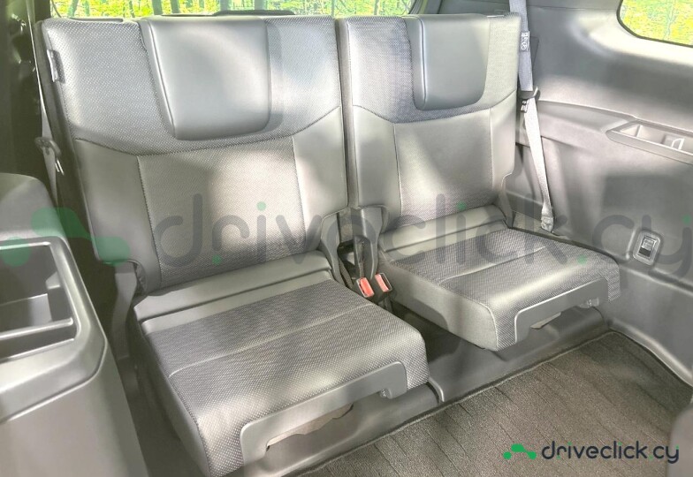 Toyota Land Cruiser 250 White