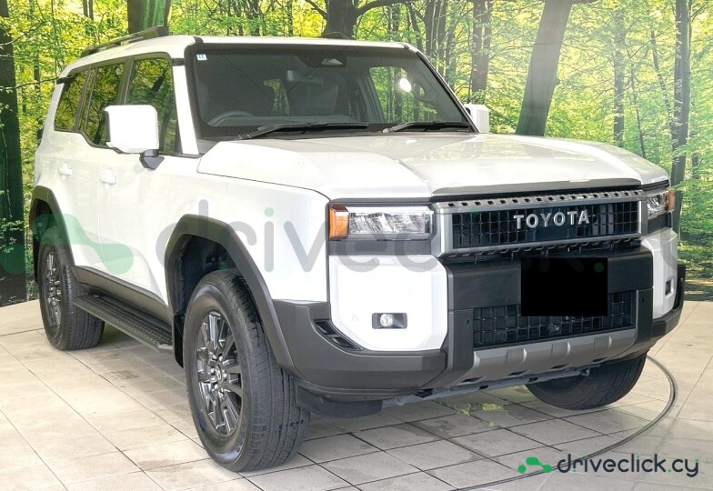 Toyota Land Cruiser 250 White