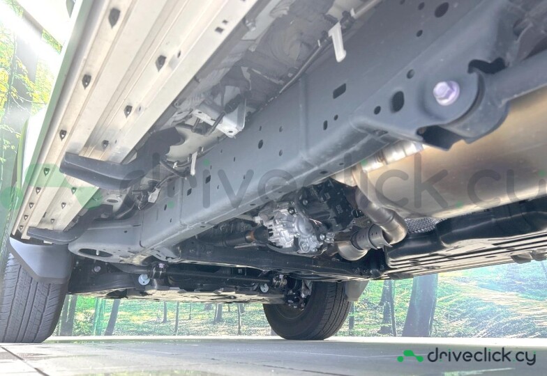 Toyota Land Cruiser 250 White