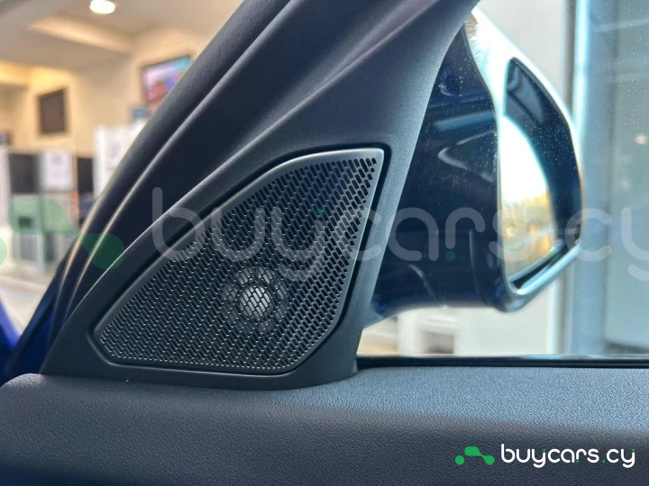 BMW M5 Красный