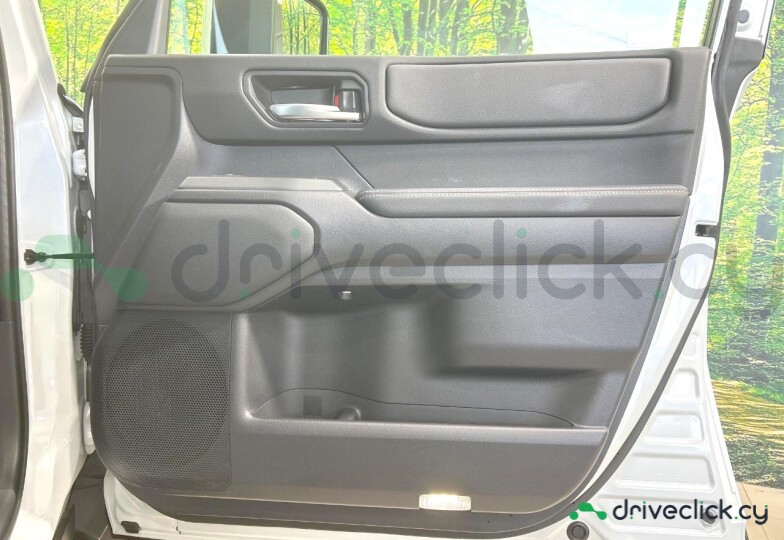Toyota Land Cruiser 250 White