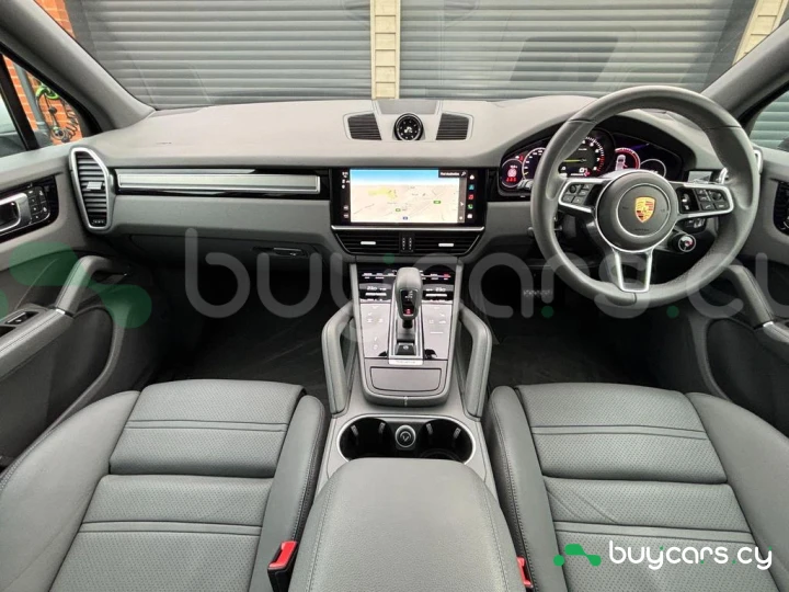 Porsche Cayenne White