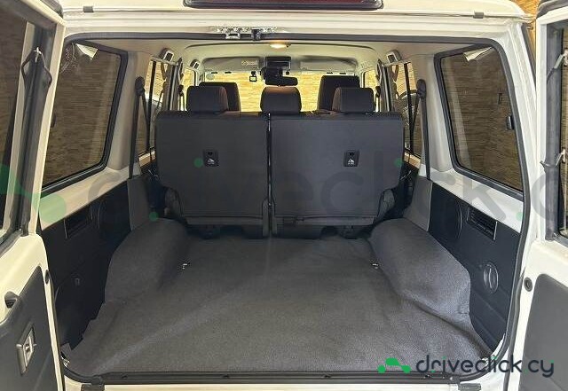 Toyota Land Cruiser White