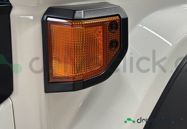 Toyota Land Cruiser White