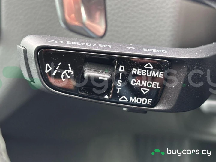 Porsche Cayenne White