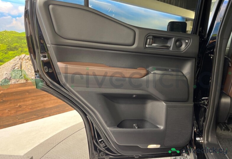 Toyota Land Cruiser 250 Black