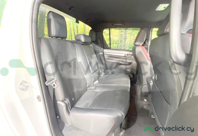 Toyota Hilux White