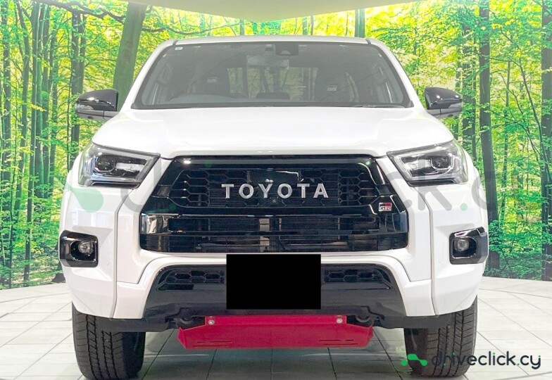 Toyota Hilux White