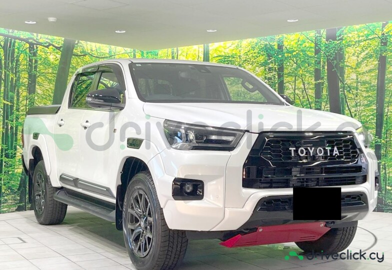 Toyota Hilux White