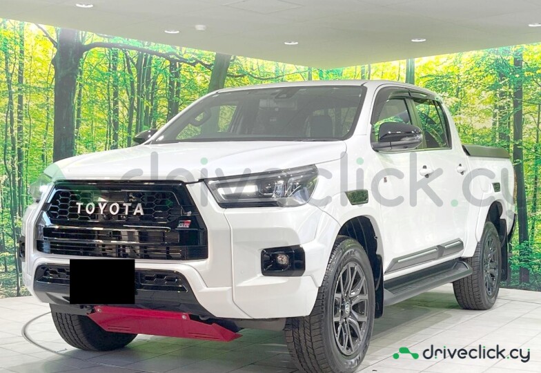 Toyota Hilux White