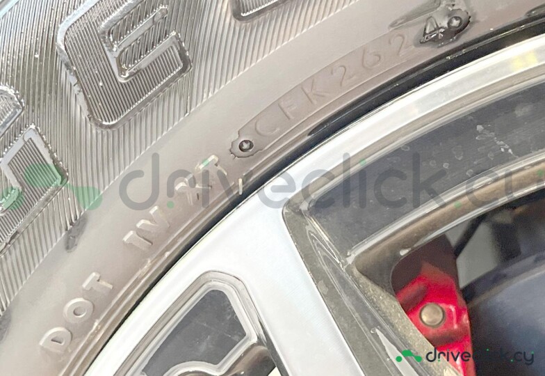 Toyota Hilux White