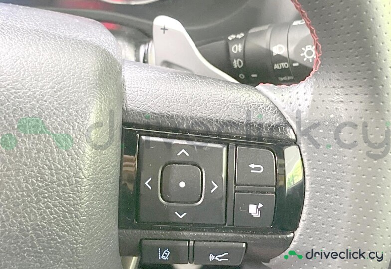 Toyota Hilux White
