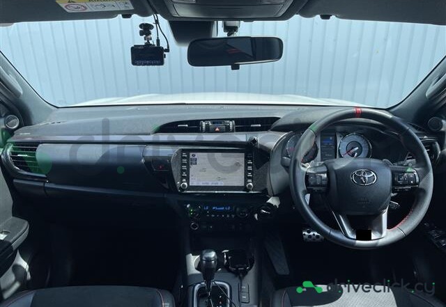 Toyota Hilux White