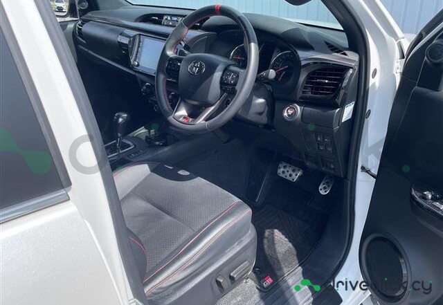 Toyota Hilux White