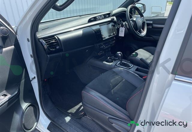Toyota Hilux White