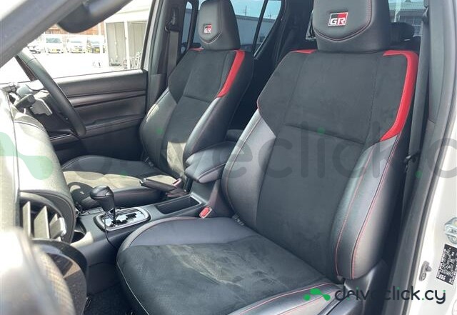 Toyota Hilux White