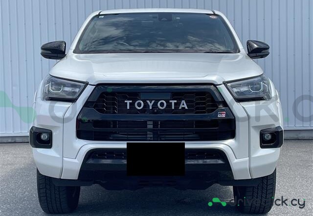 Toyota Hilux White