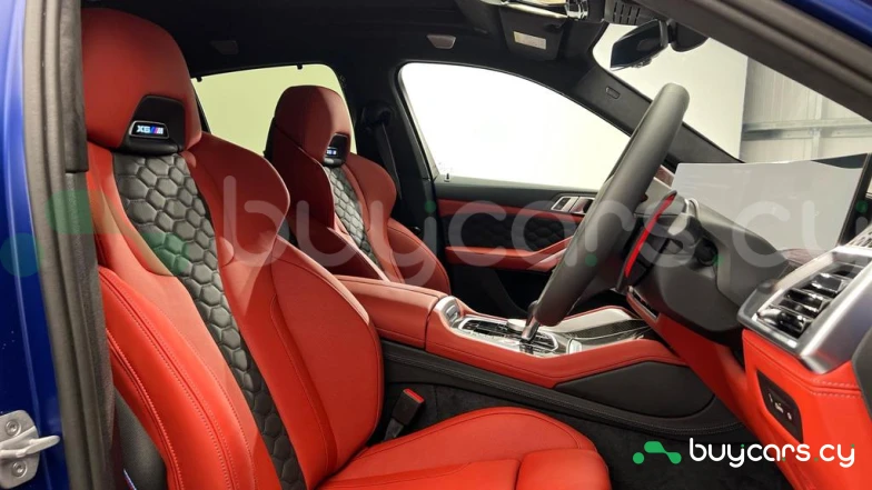 BMW X6 M Синий