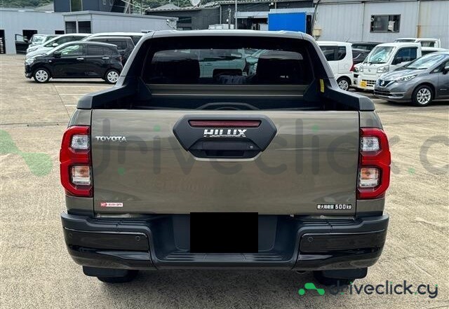 Toyota Hilux Beige