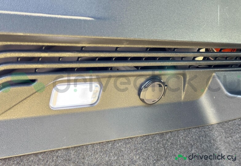 Volkswagen ID.4 White