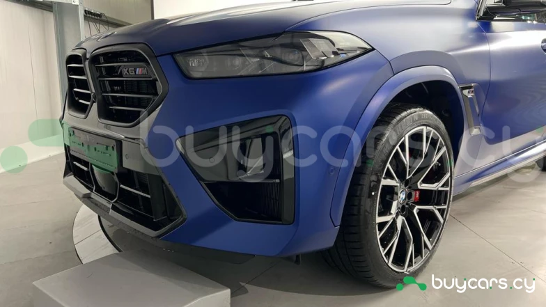 BMW X6 M Синий