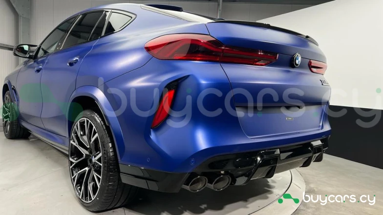 BMW X6 M Синий