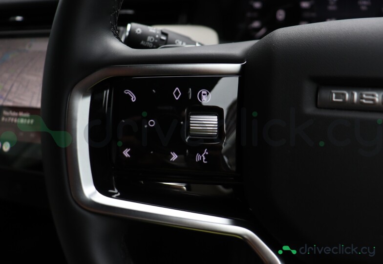 Land Rover Discovery Sport Черный