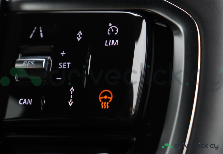 Land Rover Discovery Sport Черный