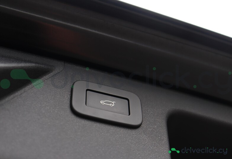 Land Rover Discovery Sport Черный
