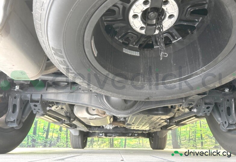 Toyota Land Cruiser 250 White