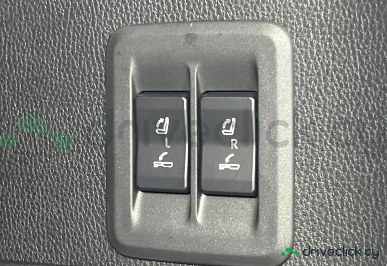 Toyota Land Cruiser 250 Black