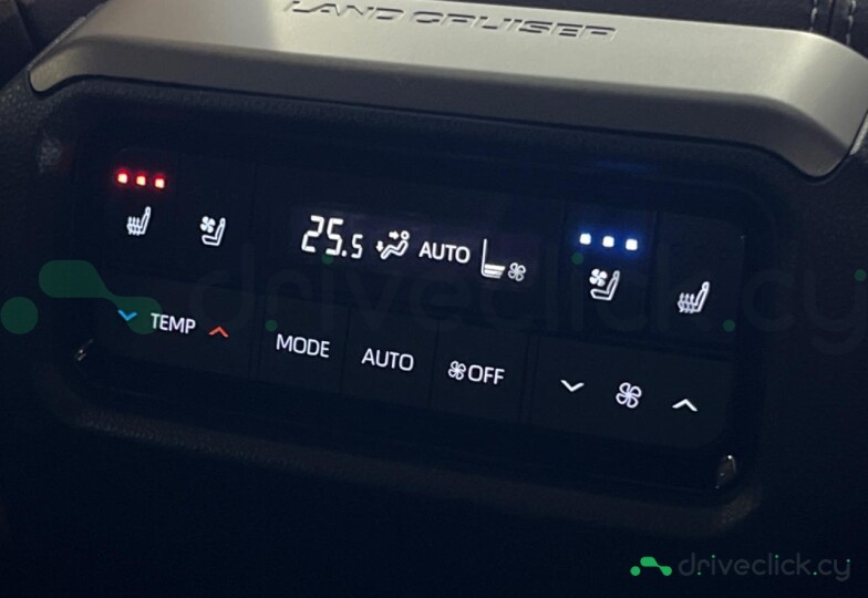 Toyota Land Cruiser 250 Black