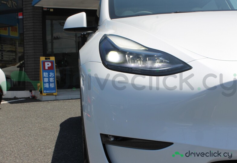 Tesla Model Y White