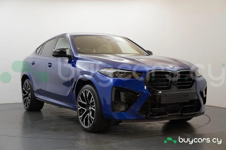 BMW X6 M Синий