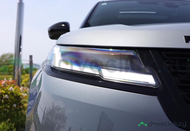 Land Rover Range Rover Velar Grey