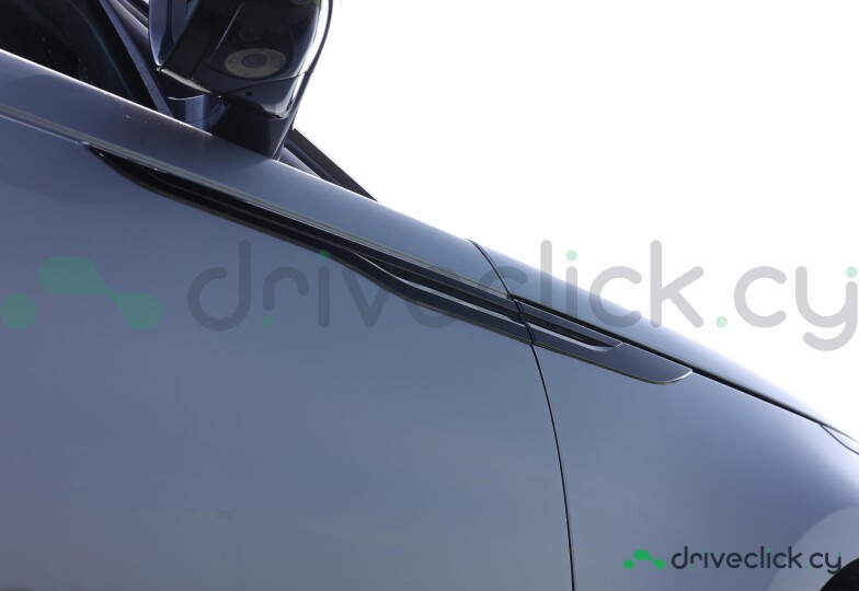 Land Rover Range Rover Velar Grey