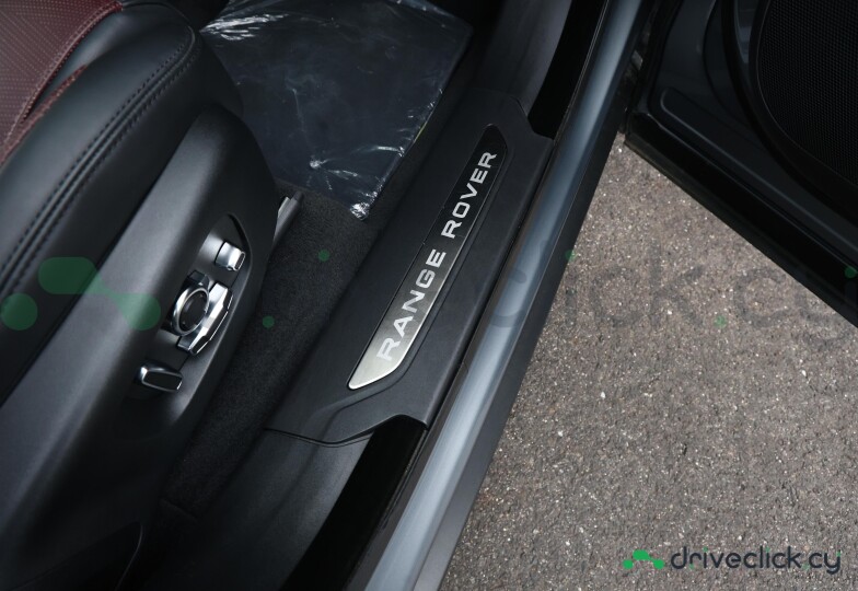 Land Rover Range Rover Velar Grey