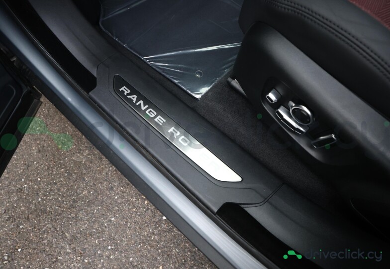 Land Rover Range Rover Velar Grey
