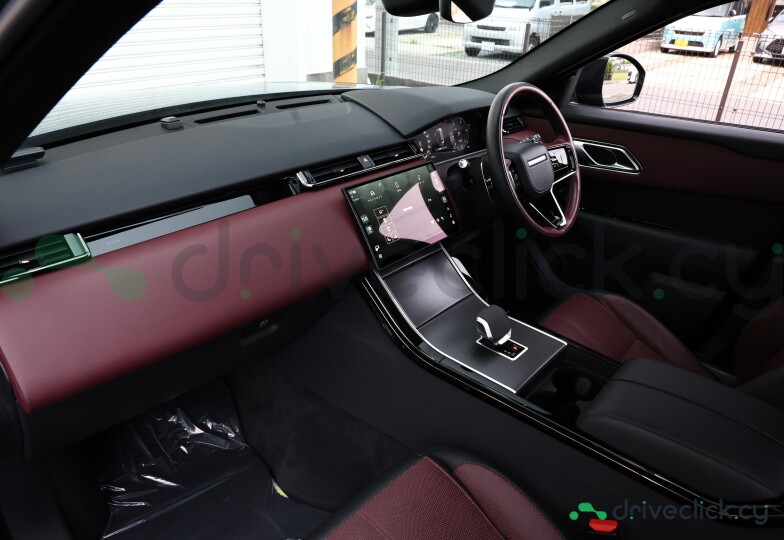 Land Rover Range Rover Velar Grey