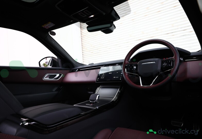Land Rover Range Rover Velar Grey