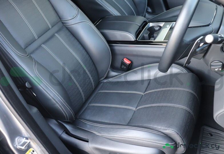 Land Rover Range Rover Velar Grey