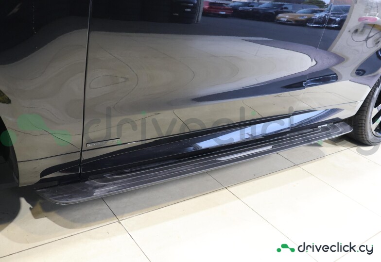 Land Rover Range Rover Sport Черный