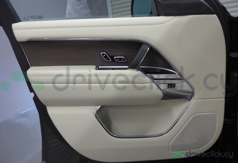 Land Rover Range Rover Серый