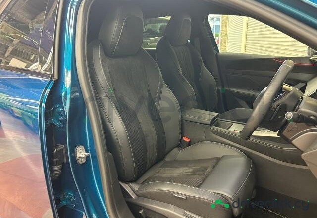 Peugeot 308 Blue