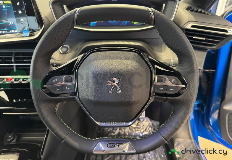 Peugeot 208 Blue