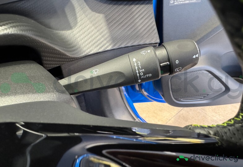 Peugeot 208 Blue