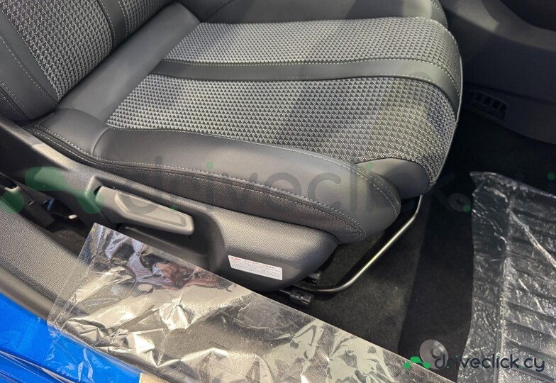 Peugeot 208 Blue